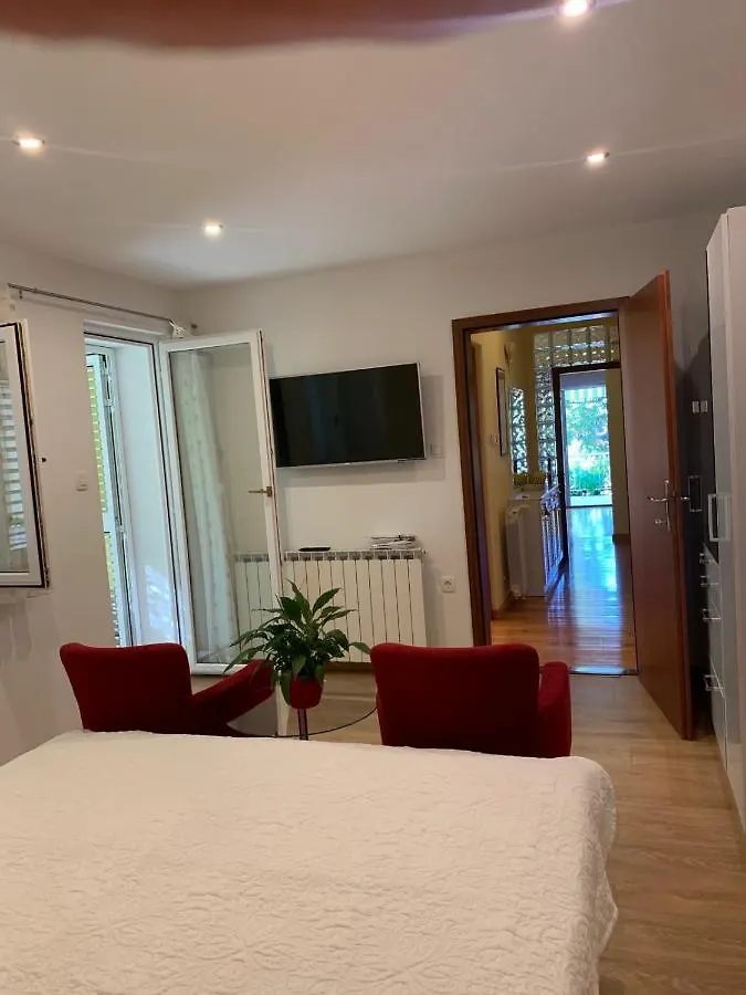 Apartments & Rooms Marina Dramalj