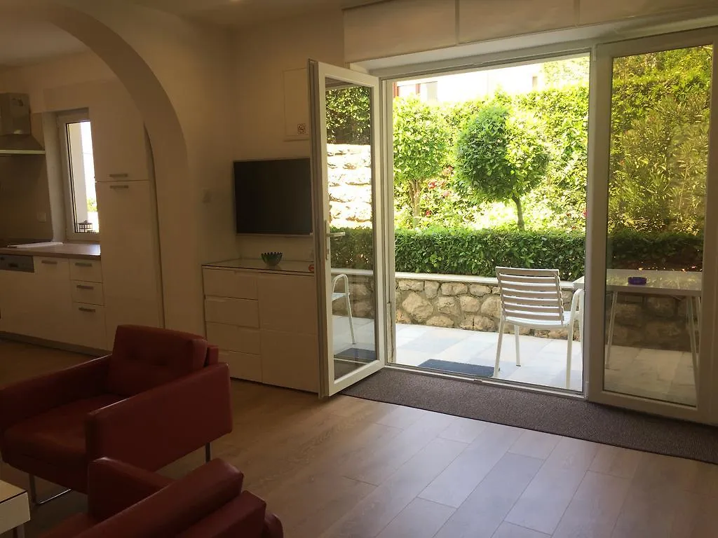 Apartments & Rooms Marina Dramalj Croatia