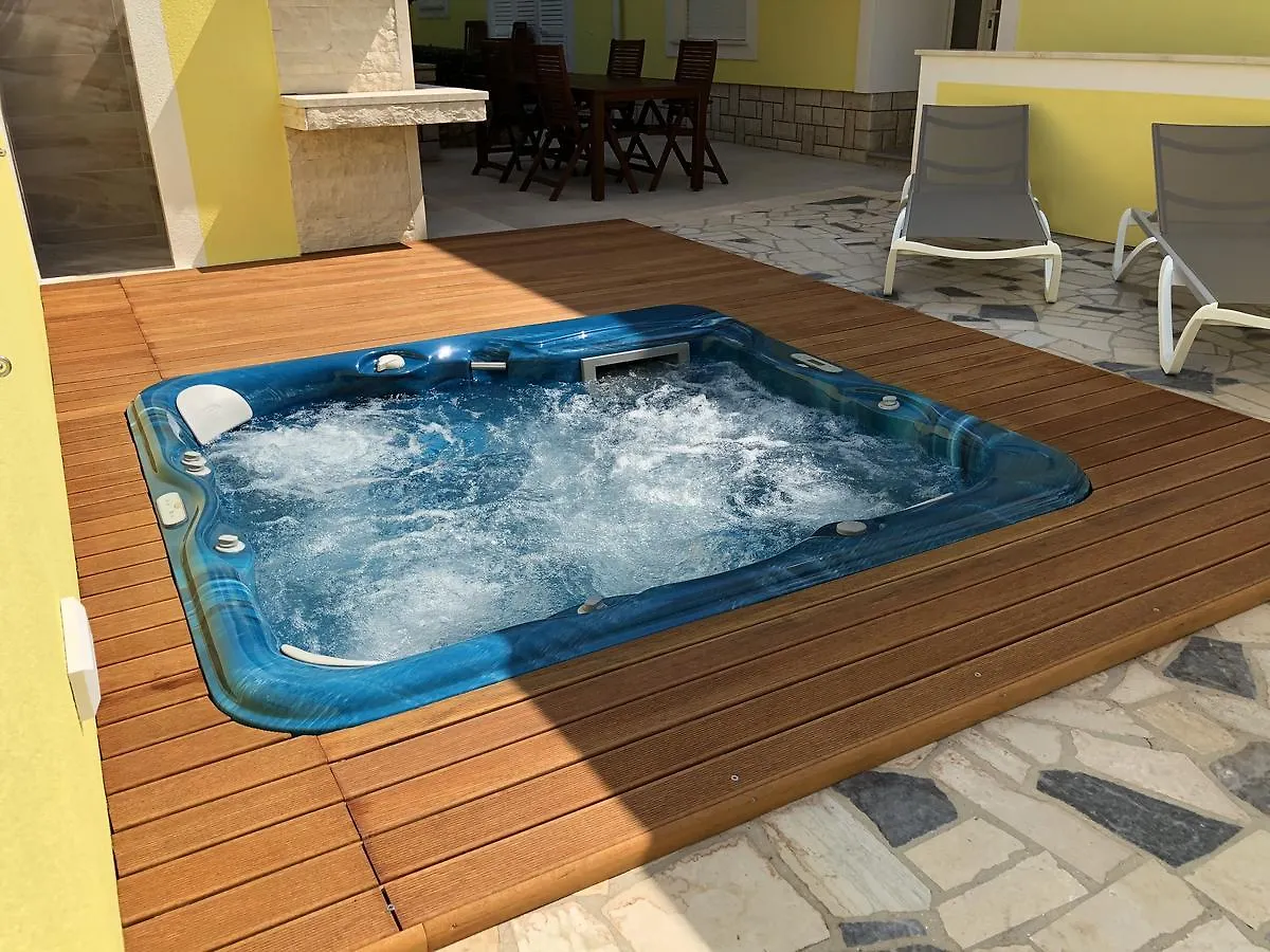 Apartments & Rooms Marina Dramalj Croatia