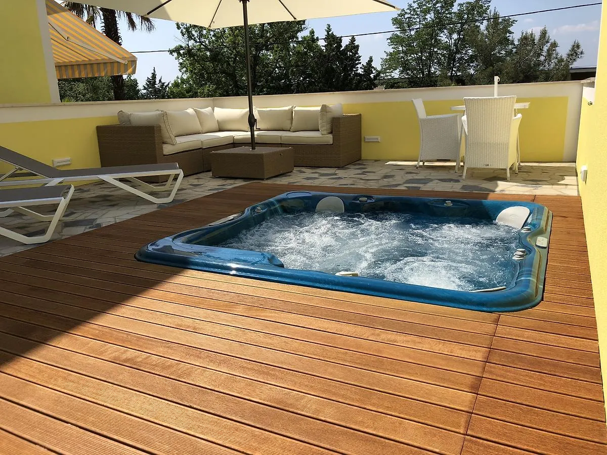 Apartments & Rooms Marina Dramalj